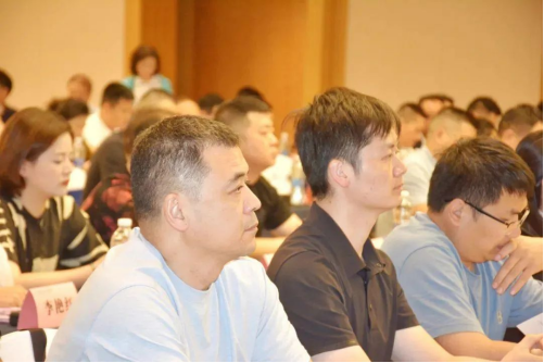 世恒授牌 | 湖北省中小企業(yè)協(xié)會會長辦公會圓滿落幕 世恒授牌 | 湖北省中小企業(yè)協(xié)會會長辦公會圓滿落幕